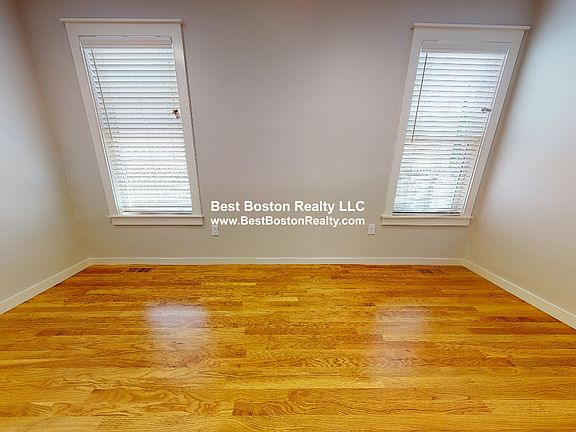 3rd image of 568 Green St #1