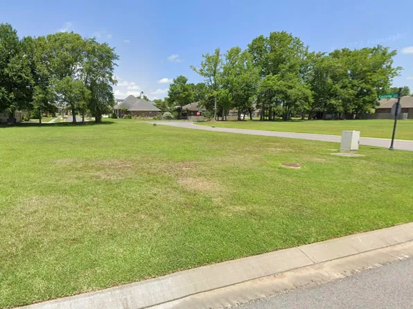 200 Caldwell Ct, Lafayette, LA 70508