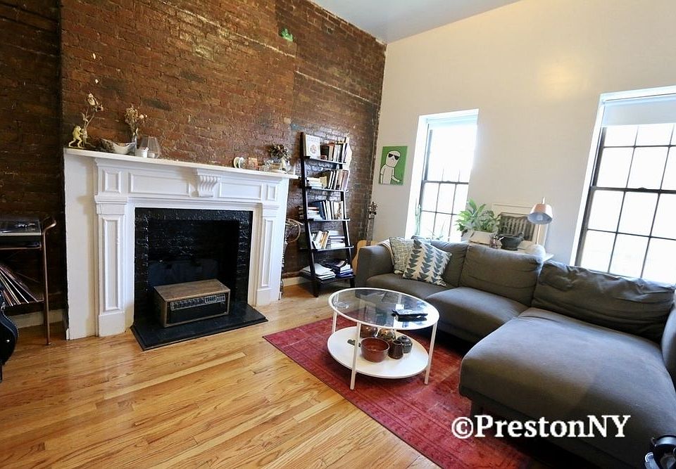 1st image of 52 Greenwich Ave APT 7