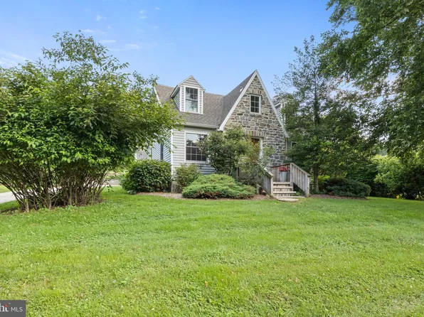 3834 Druck Valley Rd, York, PA 17406