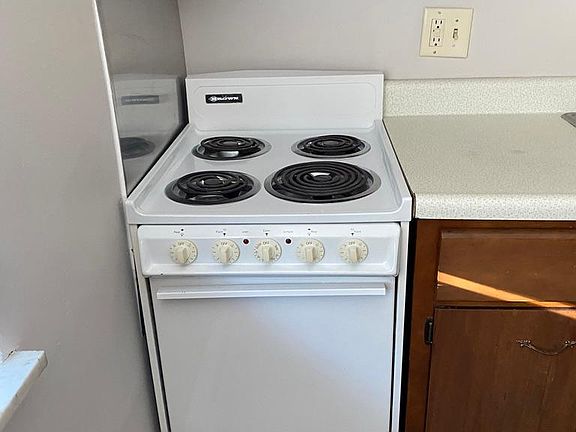 4th image of 3359 Wunder Ave APT 6