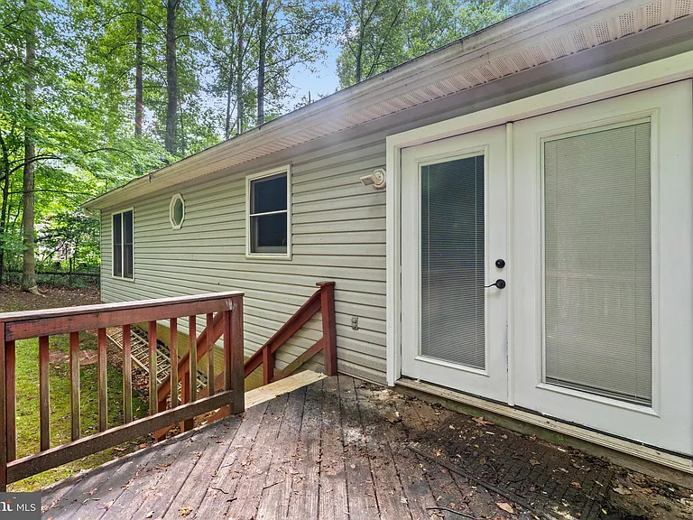 12820 Lake Wilderness Ln — Photo 26