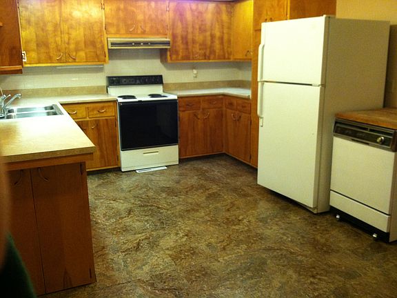 Newly Renovated Kitchen!!!
