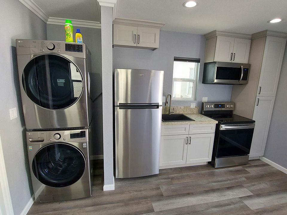 1st image of 1475 W 157th St #G