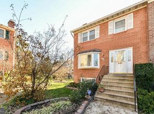 3301 Spring Ln, Falls Church, VA 22041