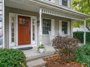 2929 S Horseshoe Dr SW, Wyoming, MI 49418