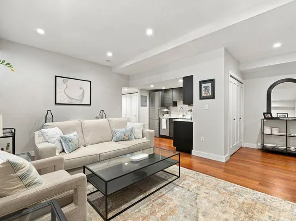 38-40 Saint Botolph St #B3, Boston, MA 02116