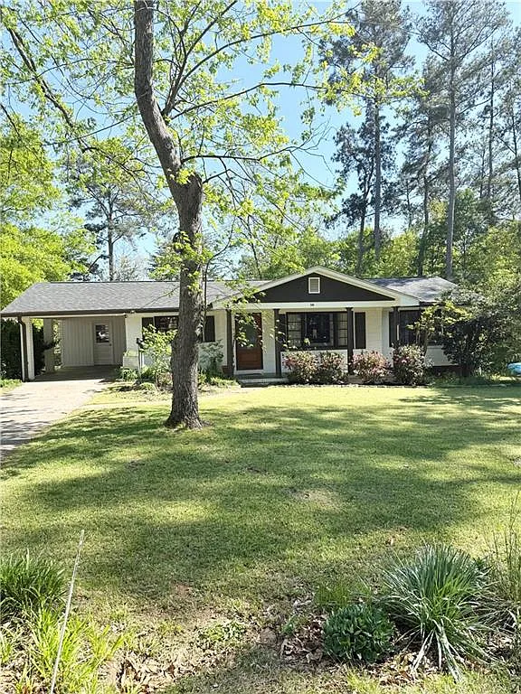 386 Campbell St photo 1
