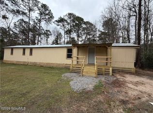 1222 White Dr N #E, Townsend, GA 31331