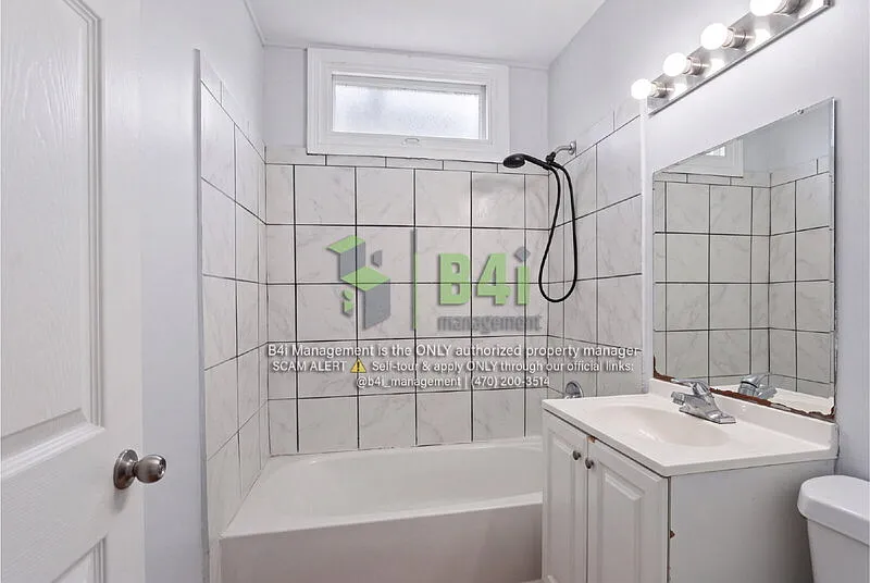 3 bed, 1.0 bath, 1552 sqft, $1,425 — Photo 3