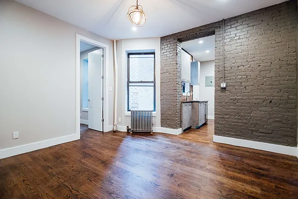 Rented by Nooklyn NYC LLC | media 72