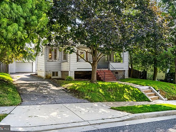 5th image of 517 Elmwood Rd