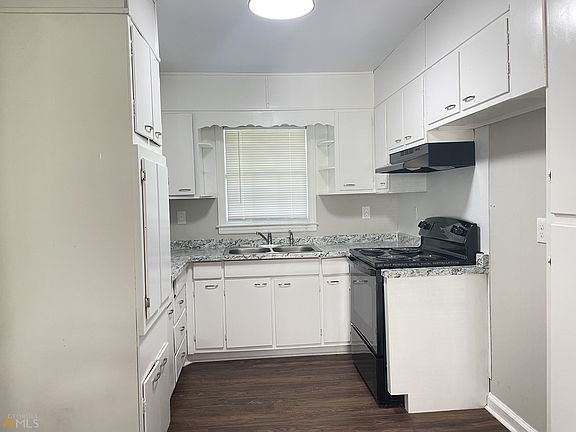 5th image of 6039 Wedgewood Dr SE