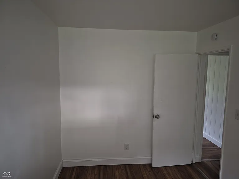2725 Kristen Dr W — Photo 14