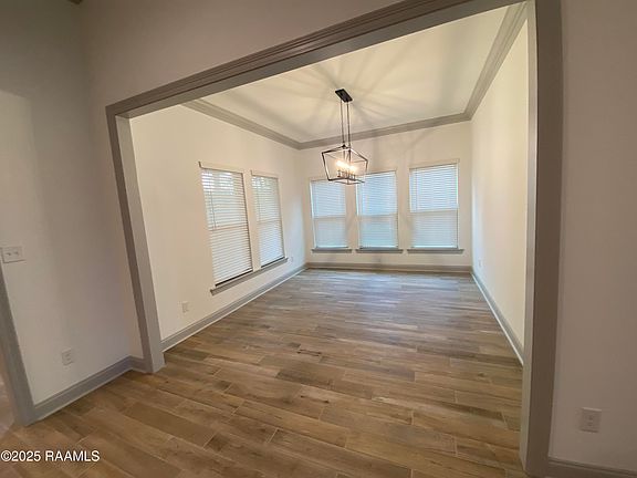3rd image of 104 Croydon Ave