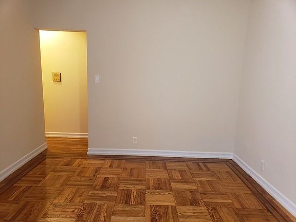 4th image of 1903 Ocean Ave #B2