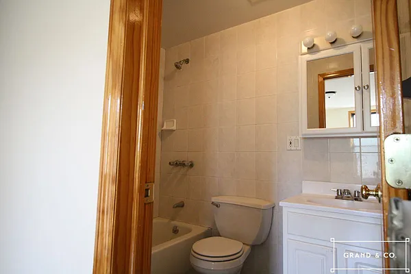 Rented by Grand & Co. | media 26