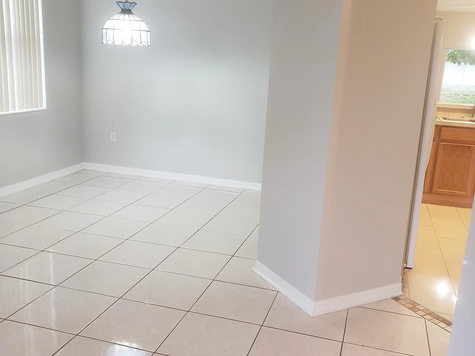 4 bed, 1710 sqft, $2,425 — Photo 4
