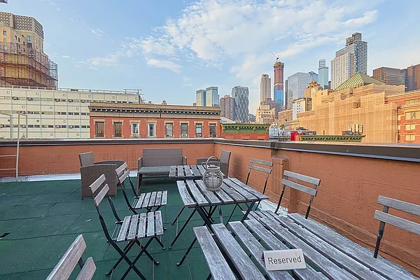 Rented by Brown Harris Stevens | media 39