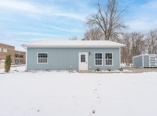 303 Middle St, Three Rivers, MI 49093