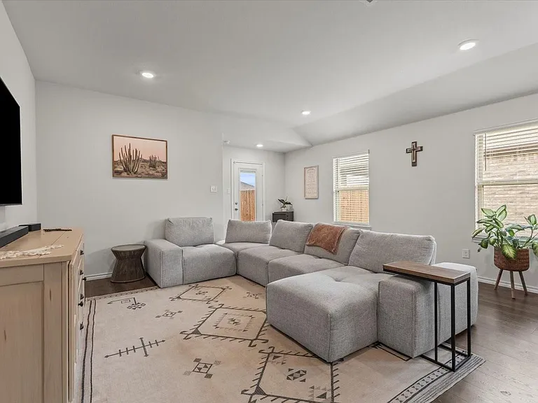 113 Keller Rd — Photo 9