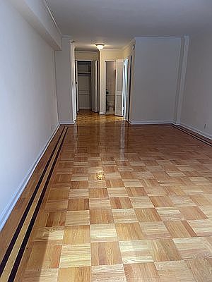 3rd image of 311 E 50th St APT 1H