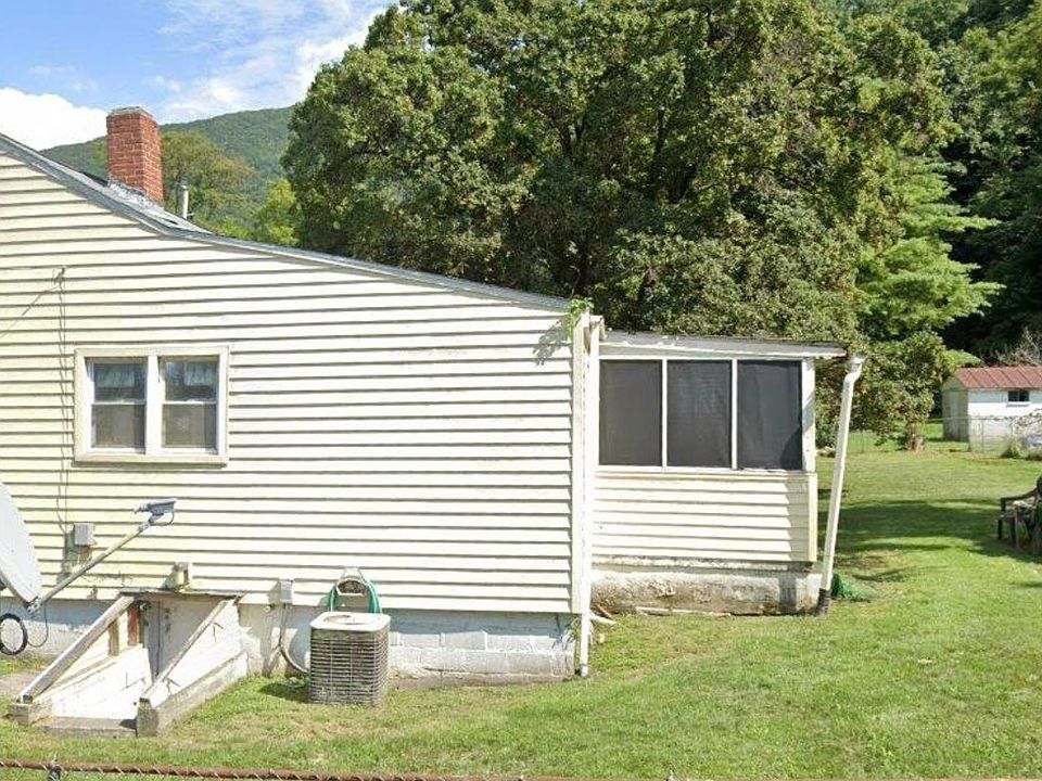 1st image of 540 Poplar St