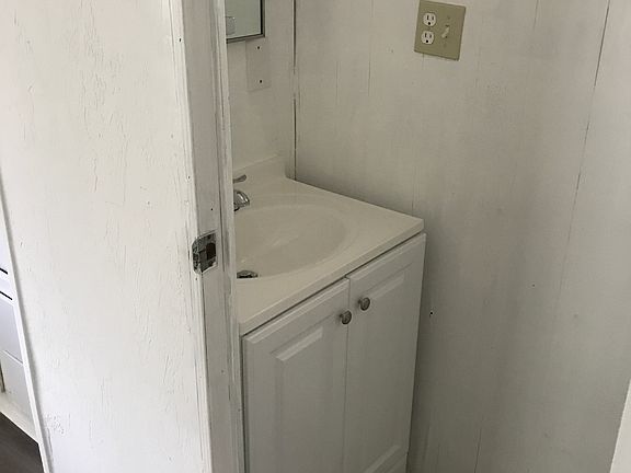 5th image of 4390 Mailbox Ave