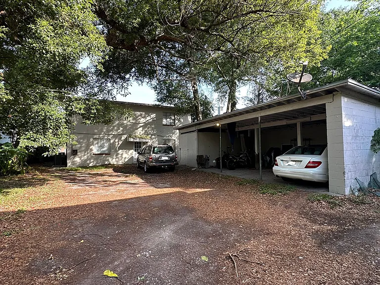3018 Oak St — Photo 19