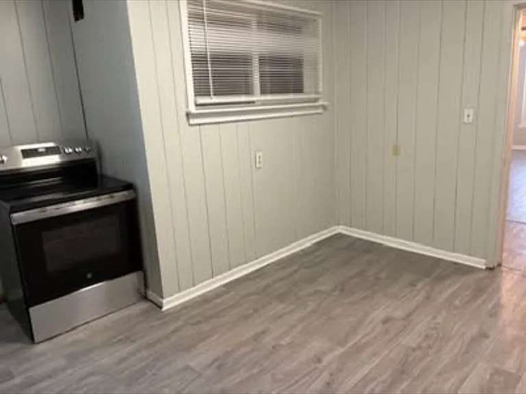 203 Randolph Ave #5 — Photo 8