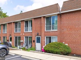 205 Saratoga Ct, Warminster, PA 18974