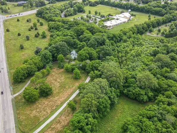 3088 Hillsboro Rd, Brentwood, TN 37027