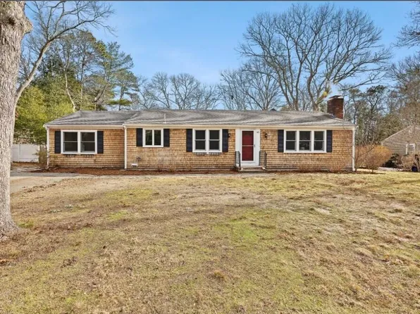 90 Guildford Road, Barnstable, MA 02630