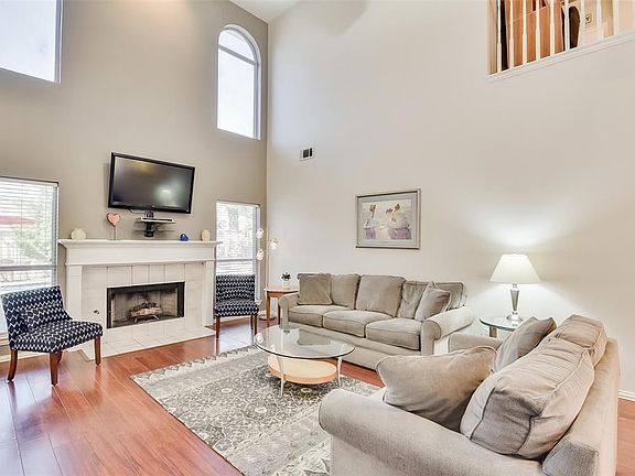 4th image of 1801 Clayton Dr