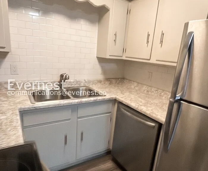 9 Meredith Ct #6 — Photo 4