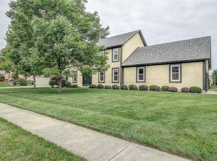 3364 Kingswood Forest Ln, Dayton, OH 45440