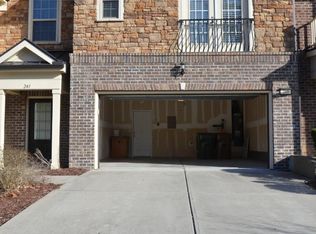 241 Daymire Glen Ln, Cary, NC 27519