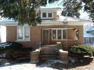 222 Comstock St, Joliet, IL 60436