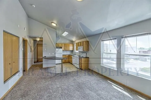 415 Mitchell St #F-2 — Photo 3