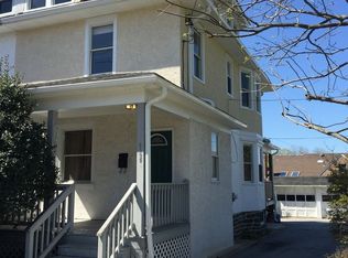 2522 E County Line Rd, Ardmore, PA 19003