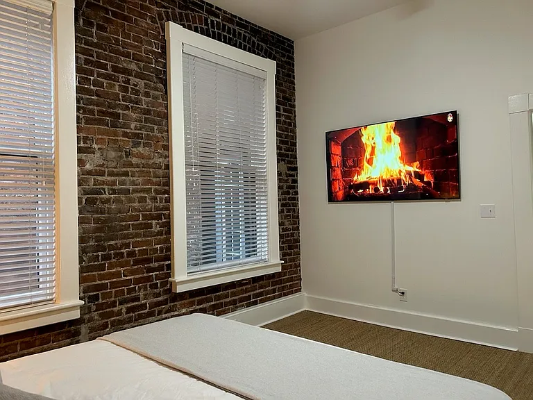 20 W Oglethorpe Ave #C — Photo 12