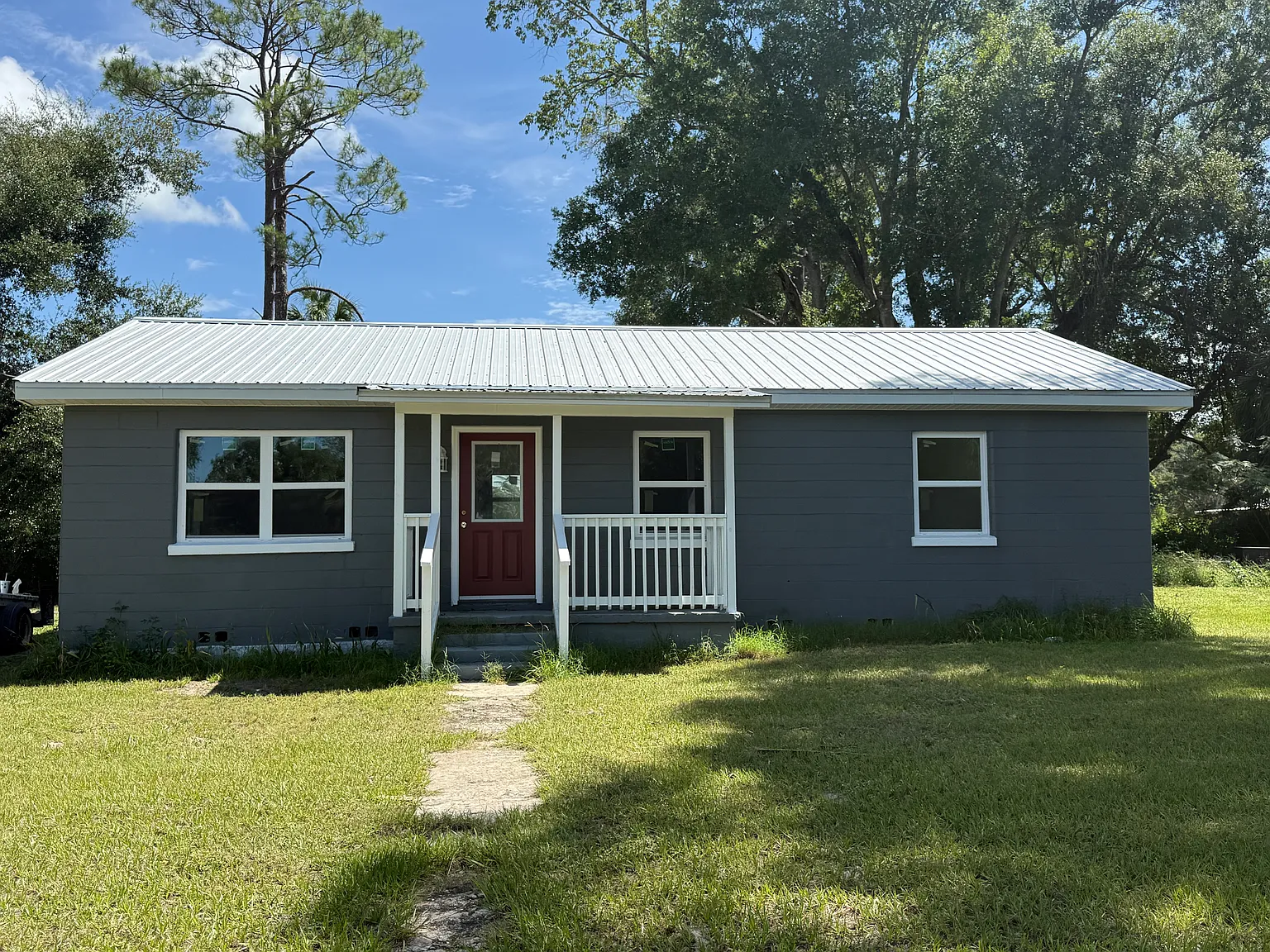 3 bed, 1152 sqft, $1,800 — Photo 1