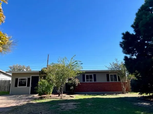 226 Robin Hood Trl, San Angelo, TX 76901