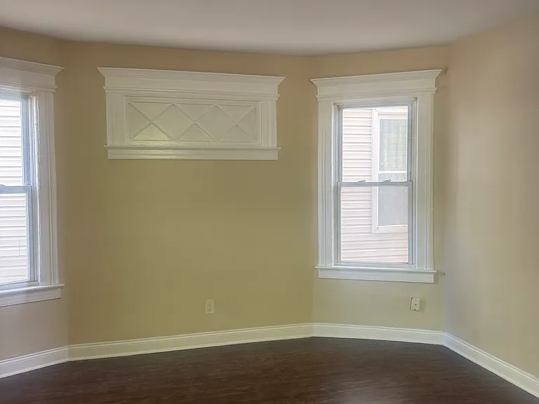 67 N 15th St #1 — Photo 9