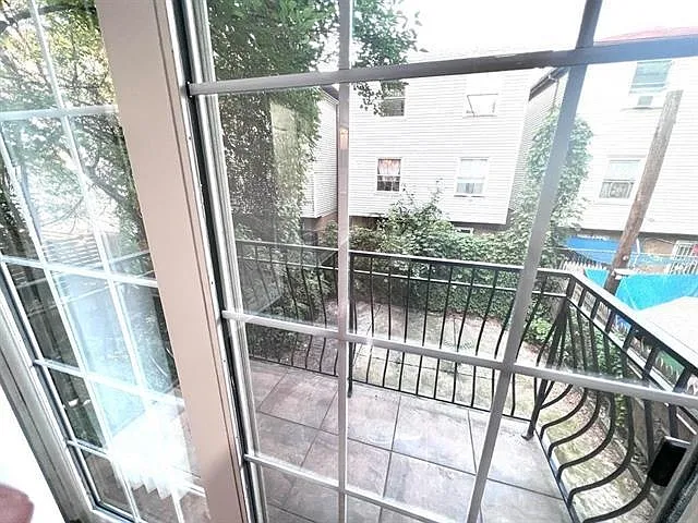 268 Grant Ave #1 — Photo 28