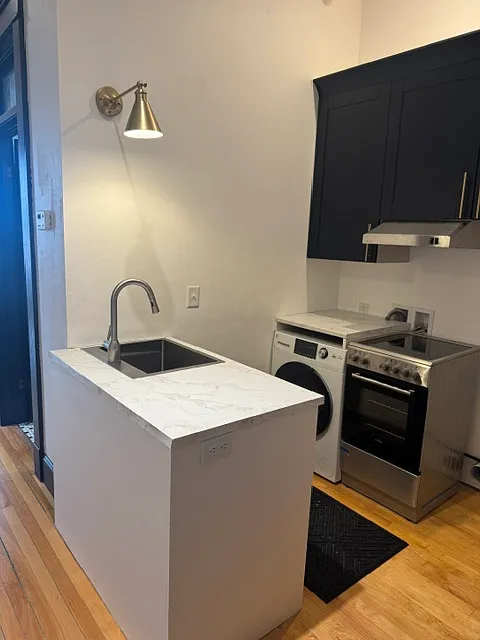 2 bed, 1100 sqft, $1,350 — Photo 3