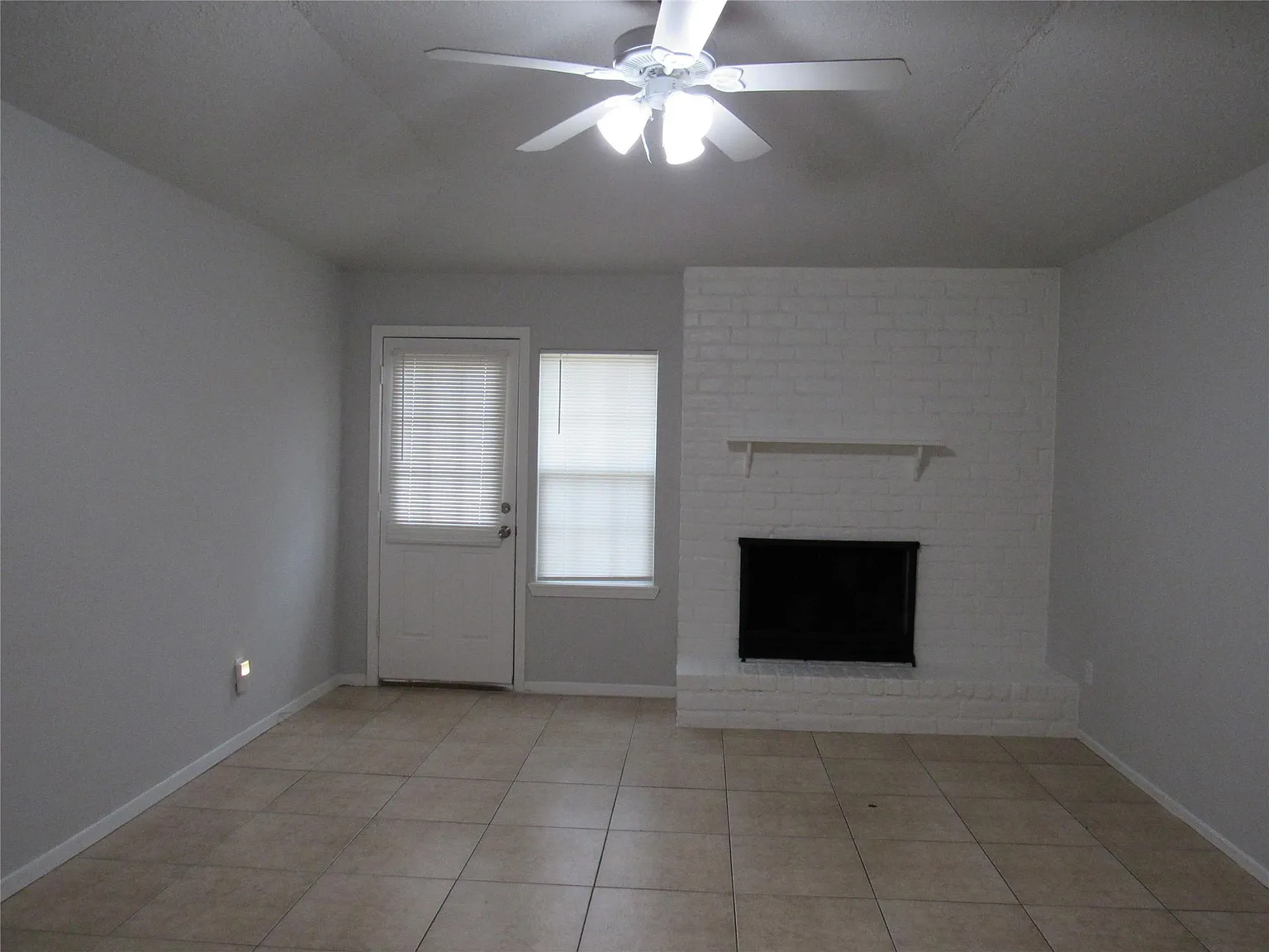 4 bed, 2.0 bath, 1632 sqft, $1,750 — Photo 4