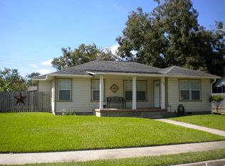 903 Du Pont Ave, Victoria, TX 77901