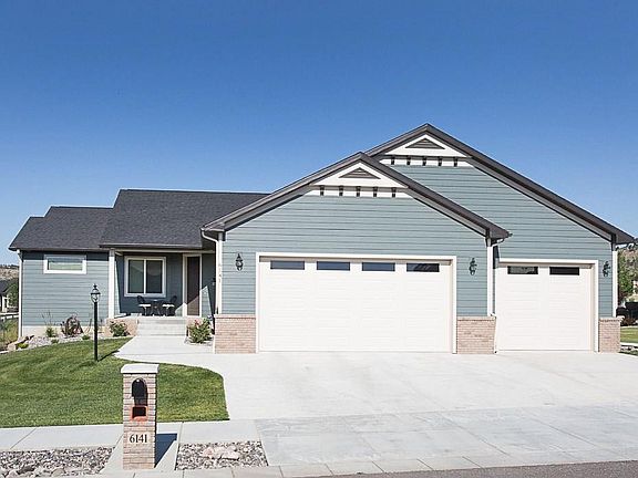3rd image of 6141 Timbercove Dr