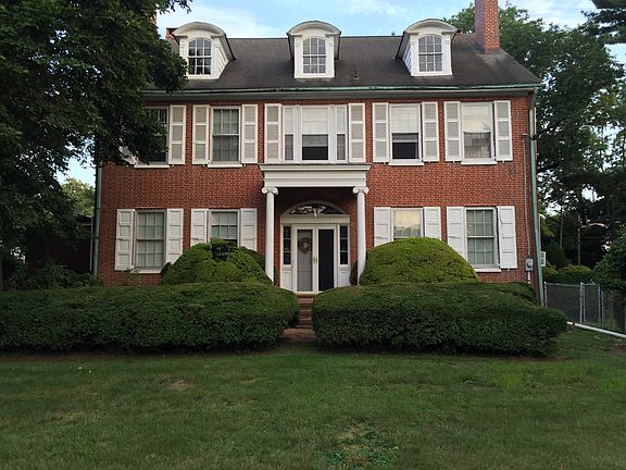 2nd image of 24364 W Main St